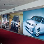 toyota-retail-wall-graphics